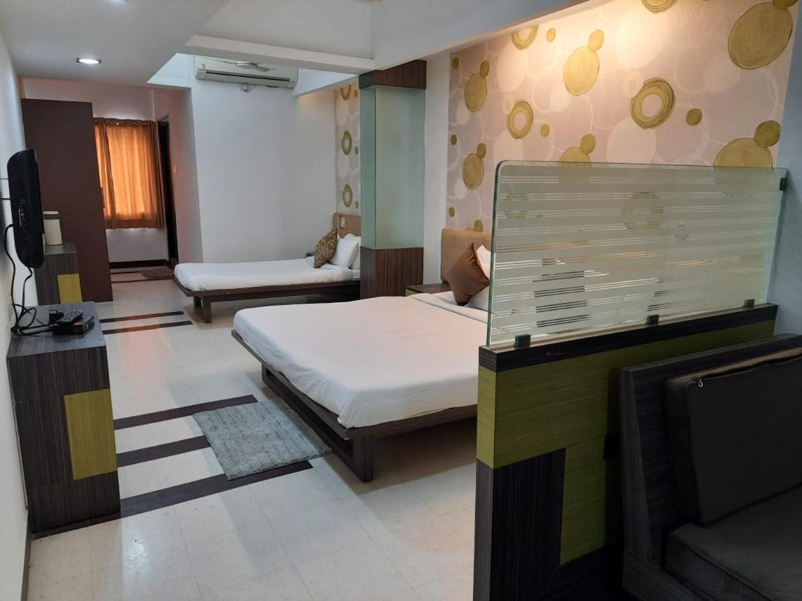 Hotel Grand Suites Indore Zewnętrze zdjęcie